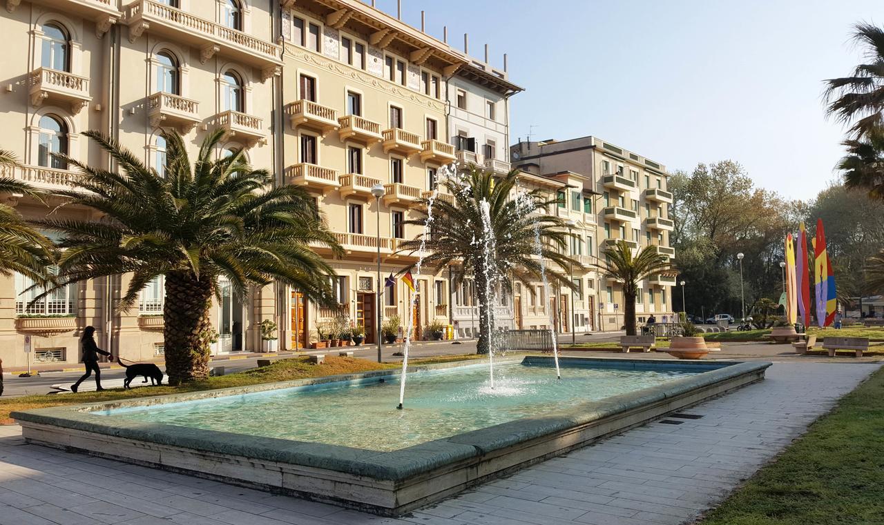 Hotel Marchionni Dal 1923 Виареджо Екстериор снимка